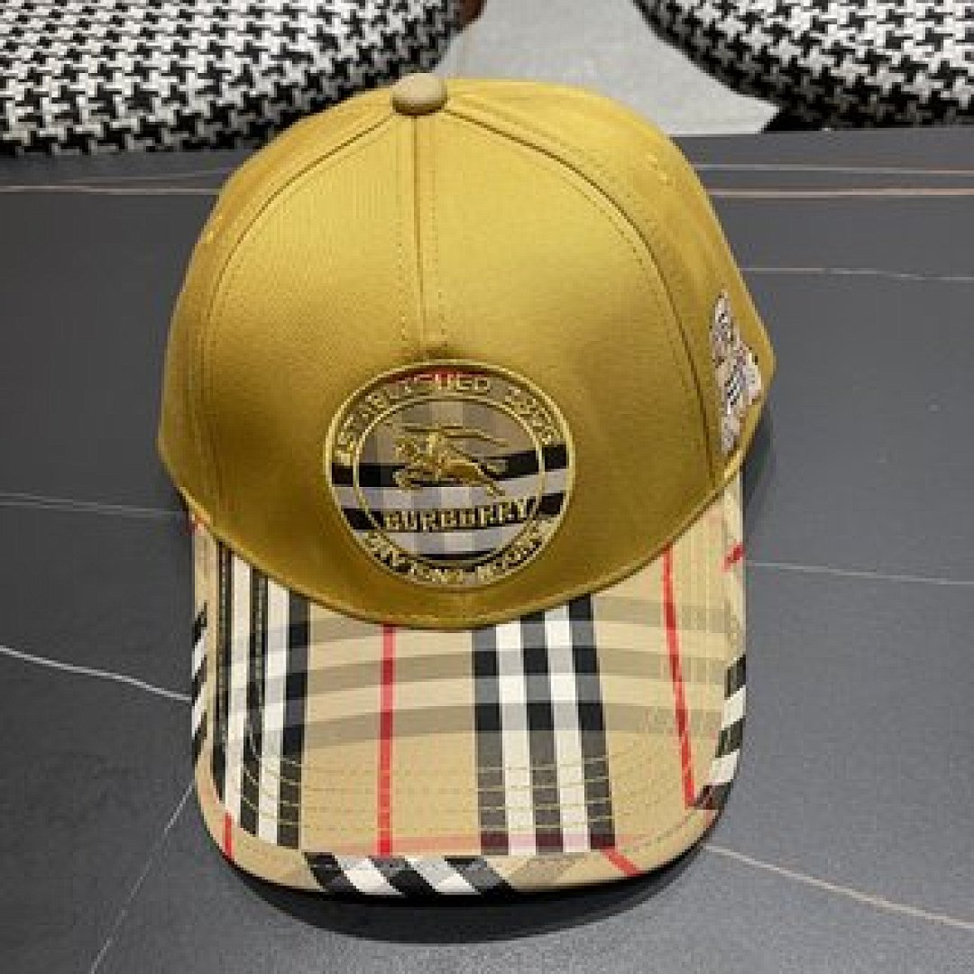 Other Burberry - Image 115