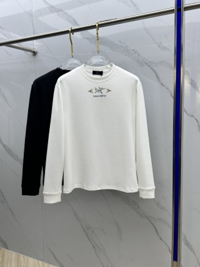 Christian Louboutin ARCTERYX Mens Winter - Image 106
