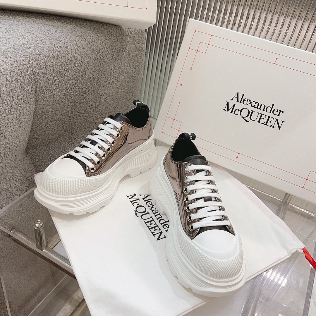 Other Alexander McQueen - Image 56