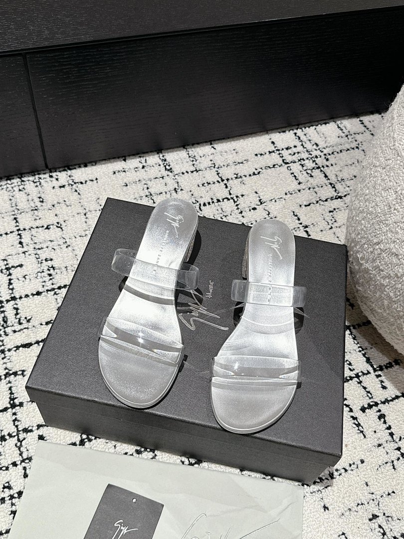 Other Women's Slippers - Image 101