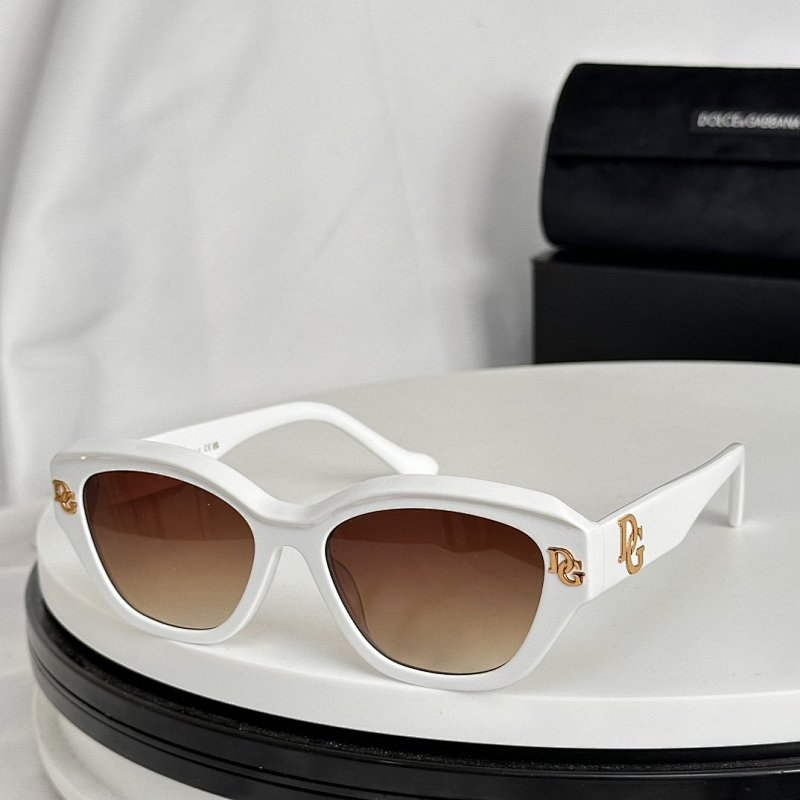 Other Glasses, photo 1