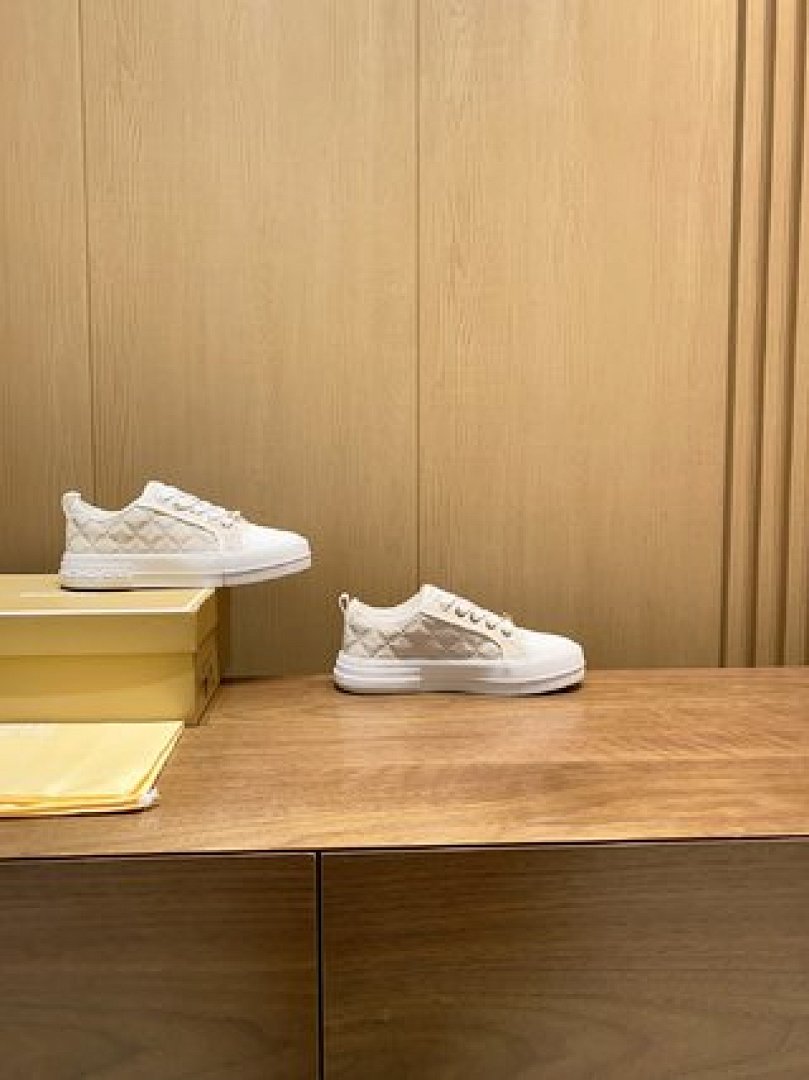 Other MichaelKors - Image 10