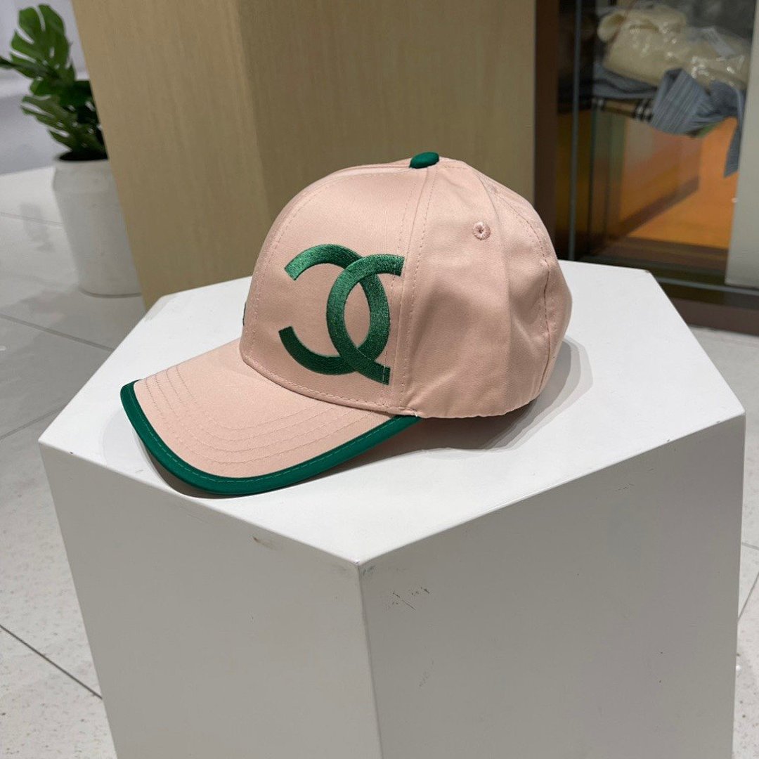 Other Hat, photo 1