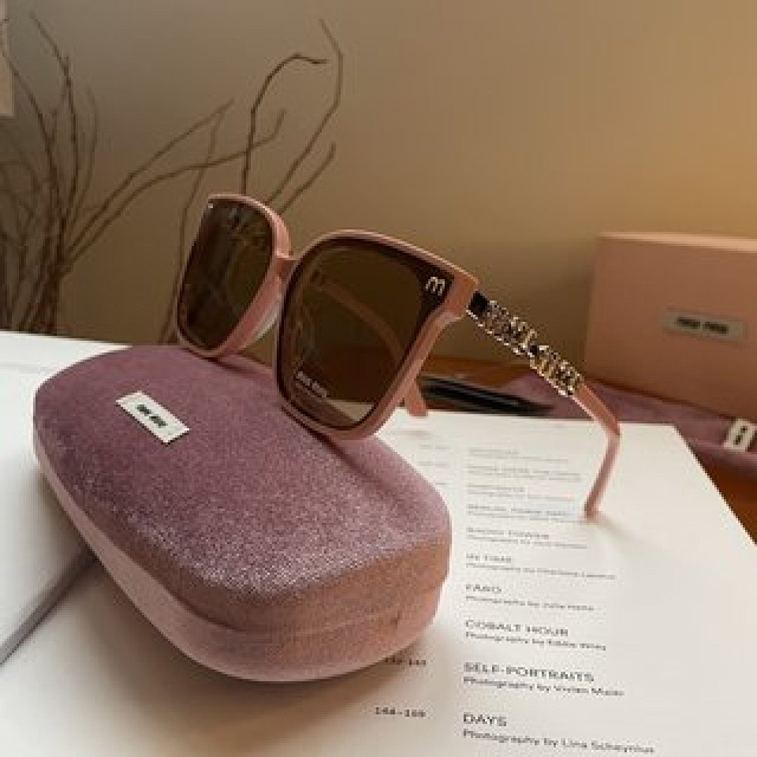 Other Miumiu Sunglasses - Image 57
