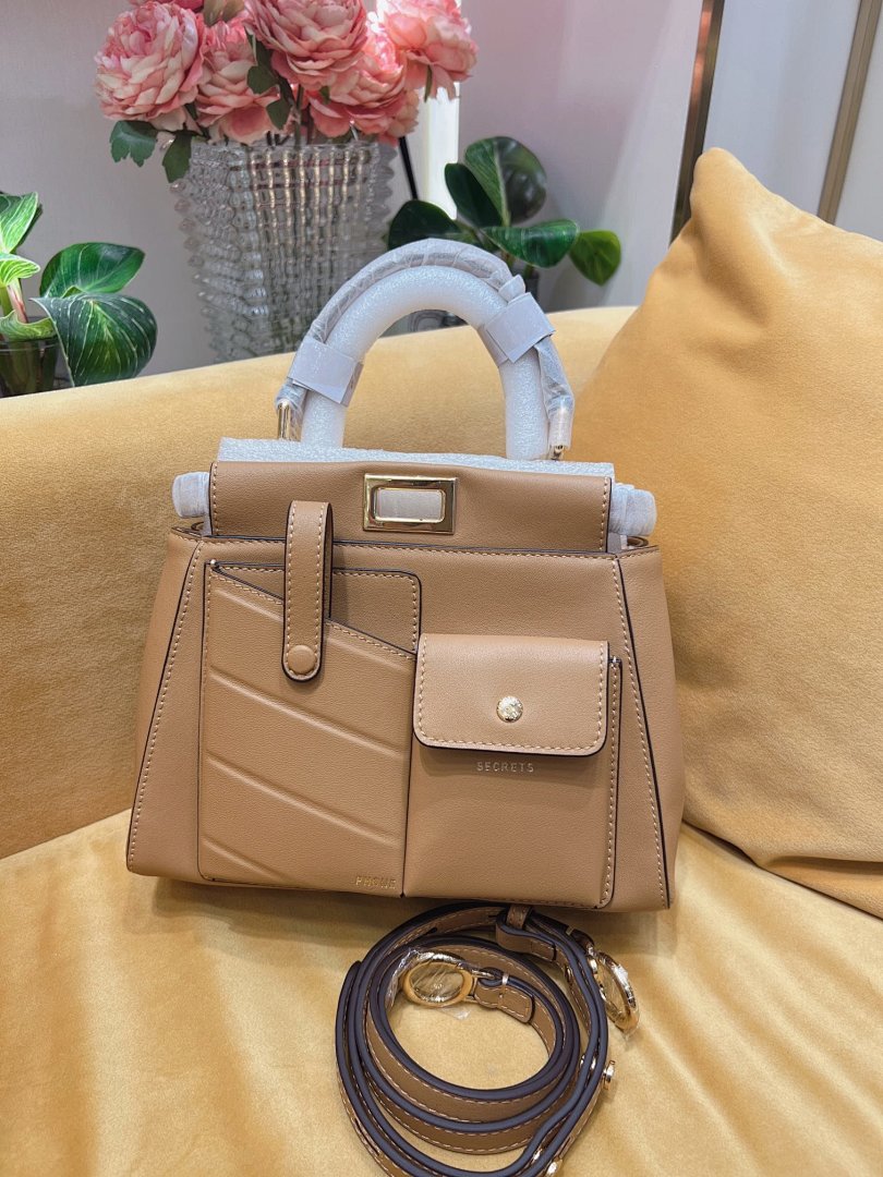 Other Fendi - Image 108