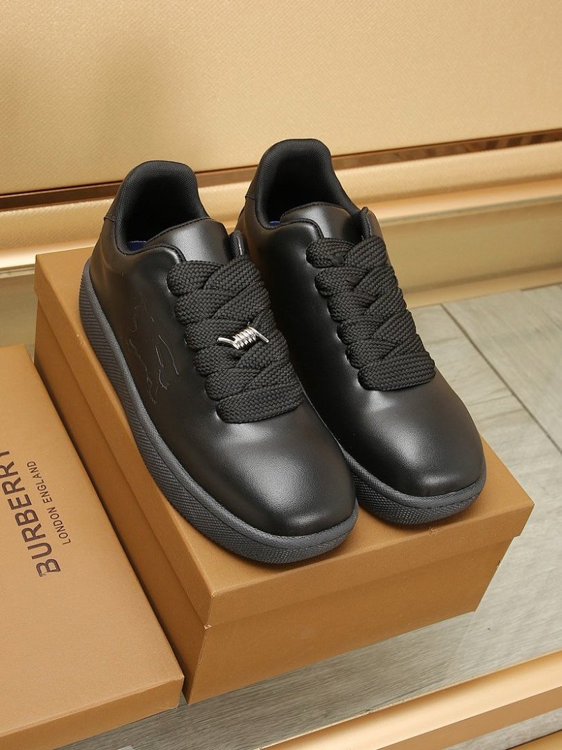 Other Burberry Shoes - Image 16