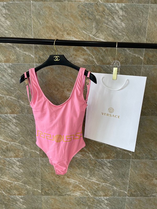 Other Bikini, photo 1