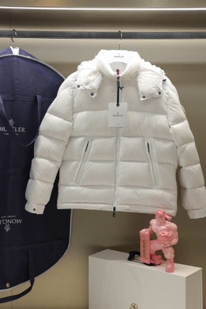 Christian Louboutin Moncler - Image 32