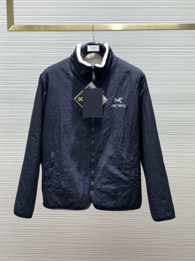 Christian Louboutin ARCTERYX Mens Winter - Image 41
