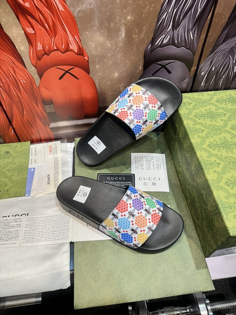 Other Men's Slippers - Image 75