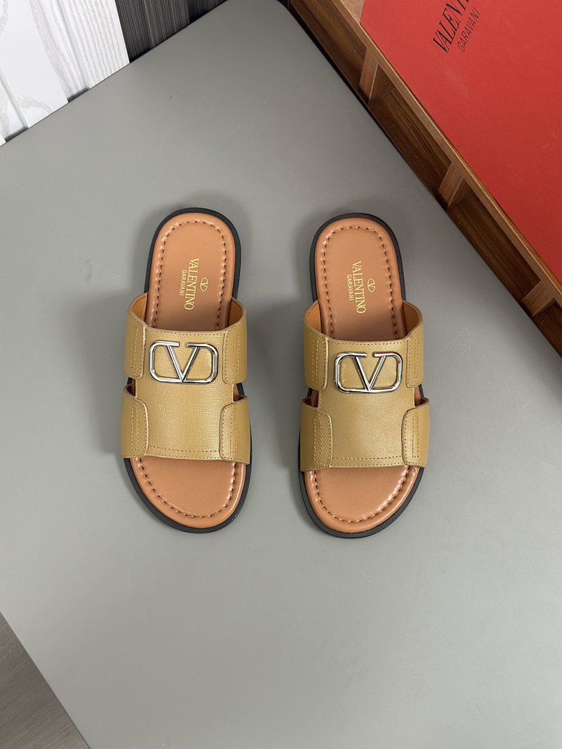 Other Men's Slippers - Image 9