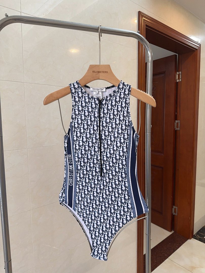 Other Yoga Wear, photo 1