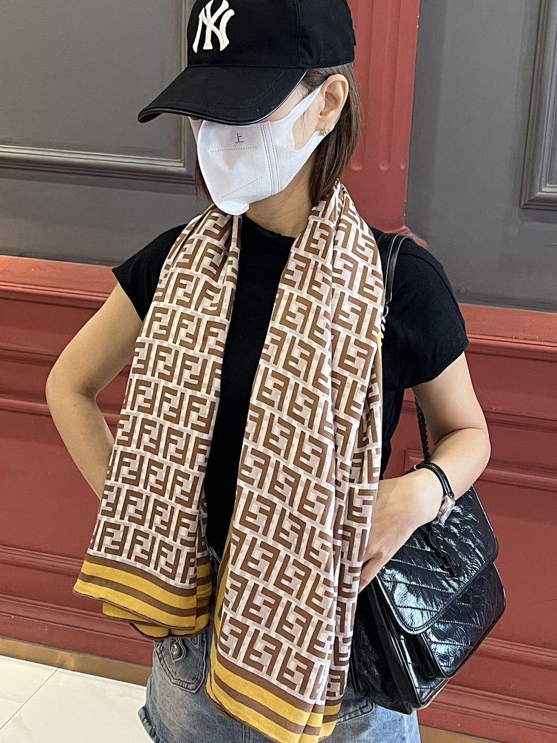 Other Fendi - Image 72