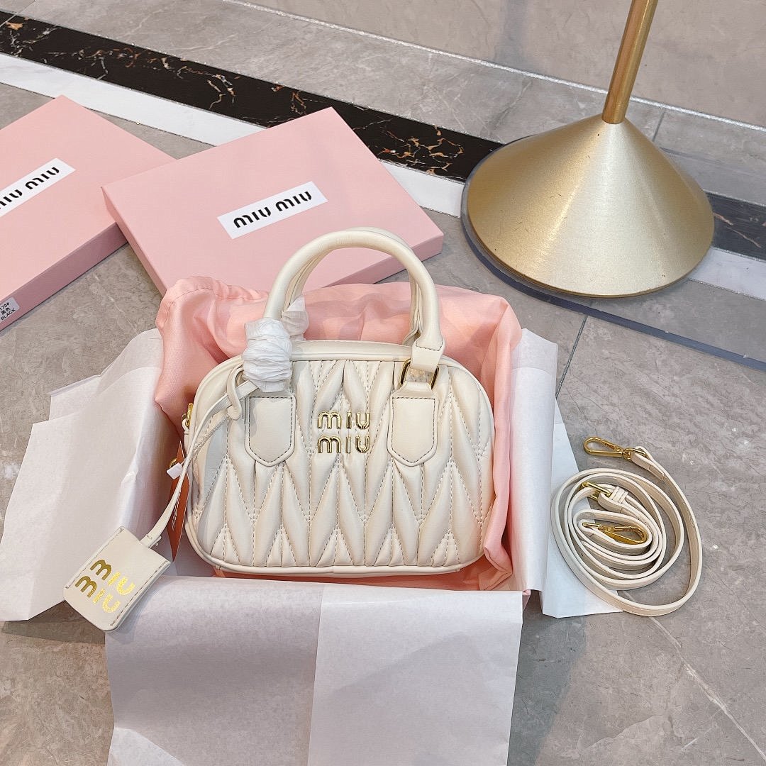 Other Miumiu - Image 28