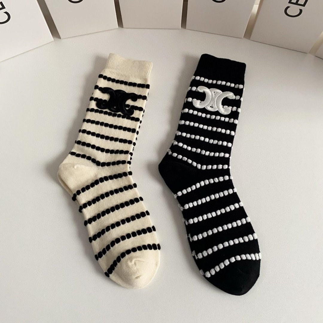 Socks, photo 1