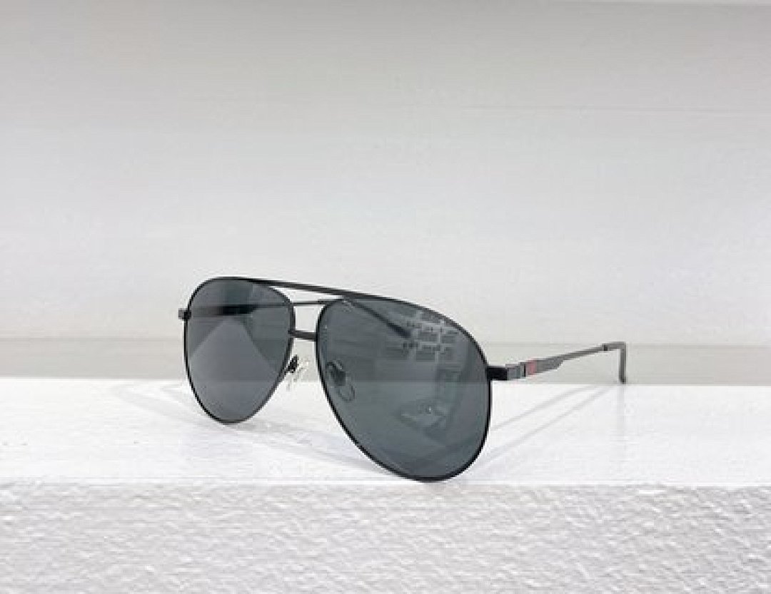 Other GUCCI Sunglasses - Image 23