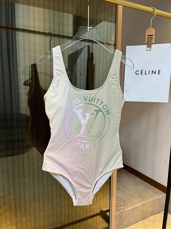 Other Bikini, photo 1