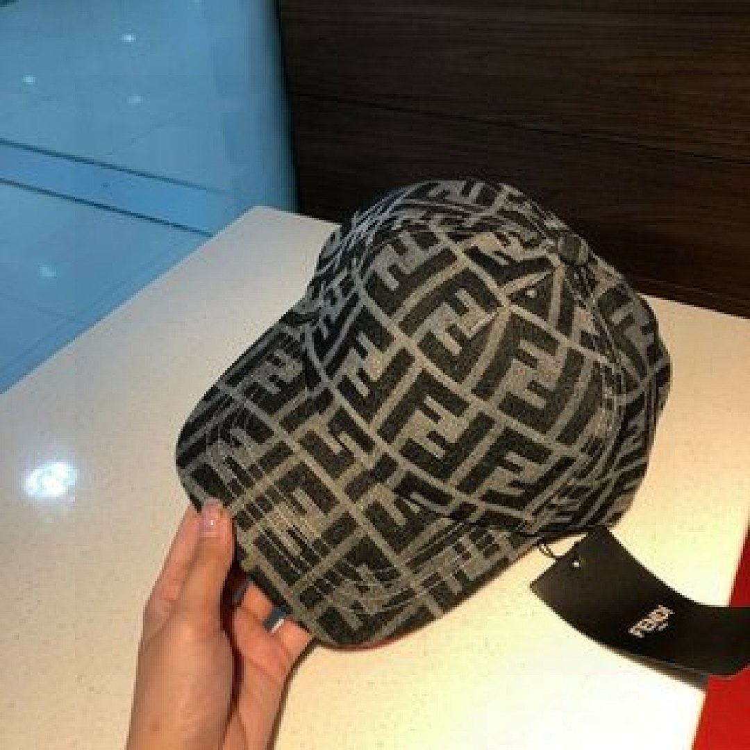 Other Fendi - Image 120