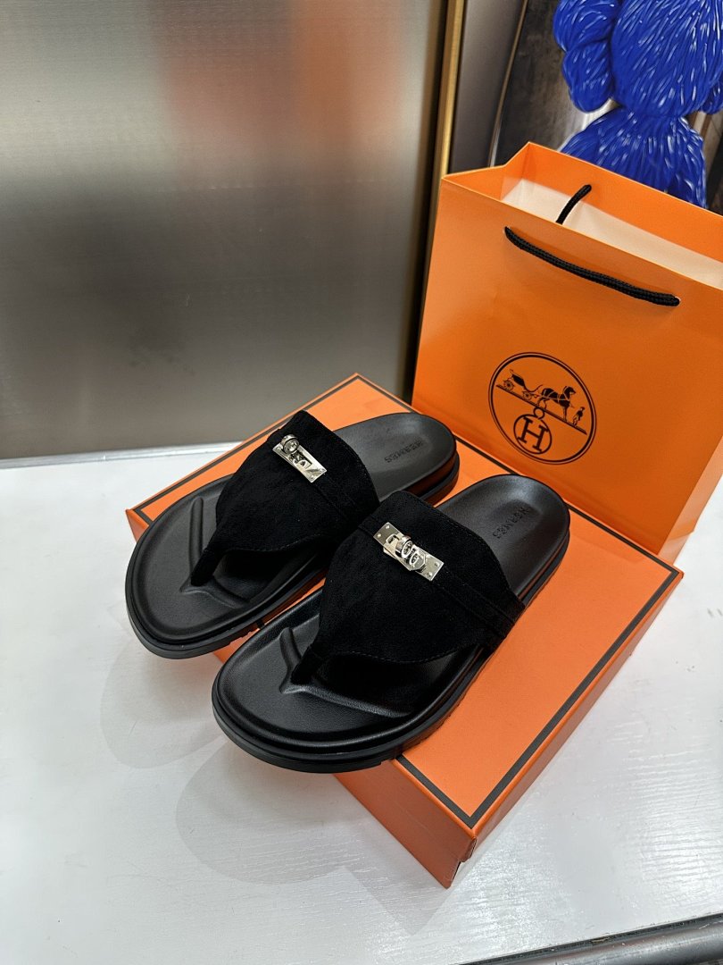 Other Women's Slippers - Image 32