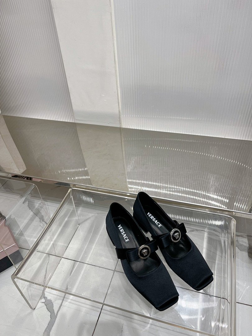 Other Versace Shoes - Image 27