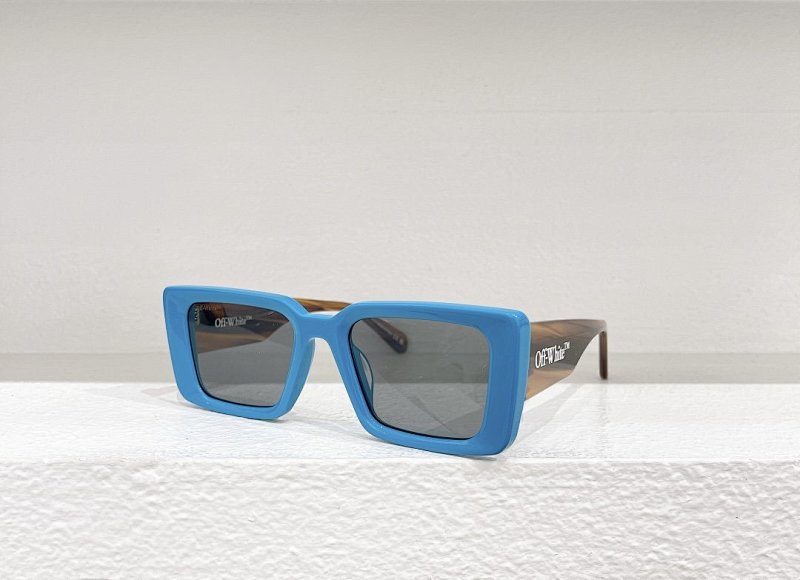Other Glasses, photo 1