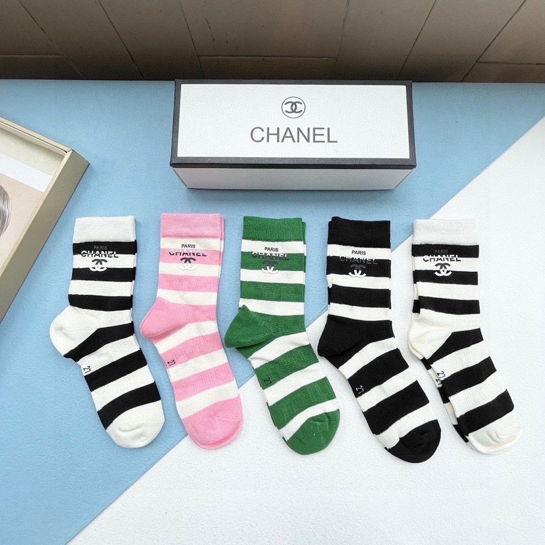 Socks, photo 1