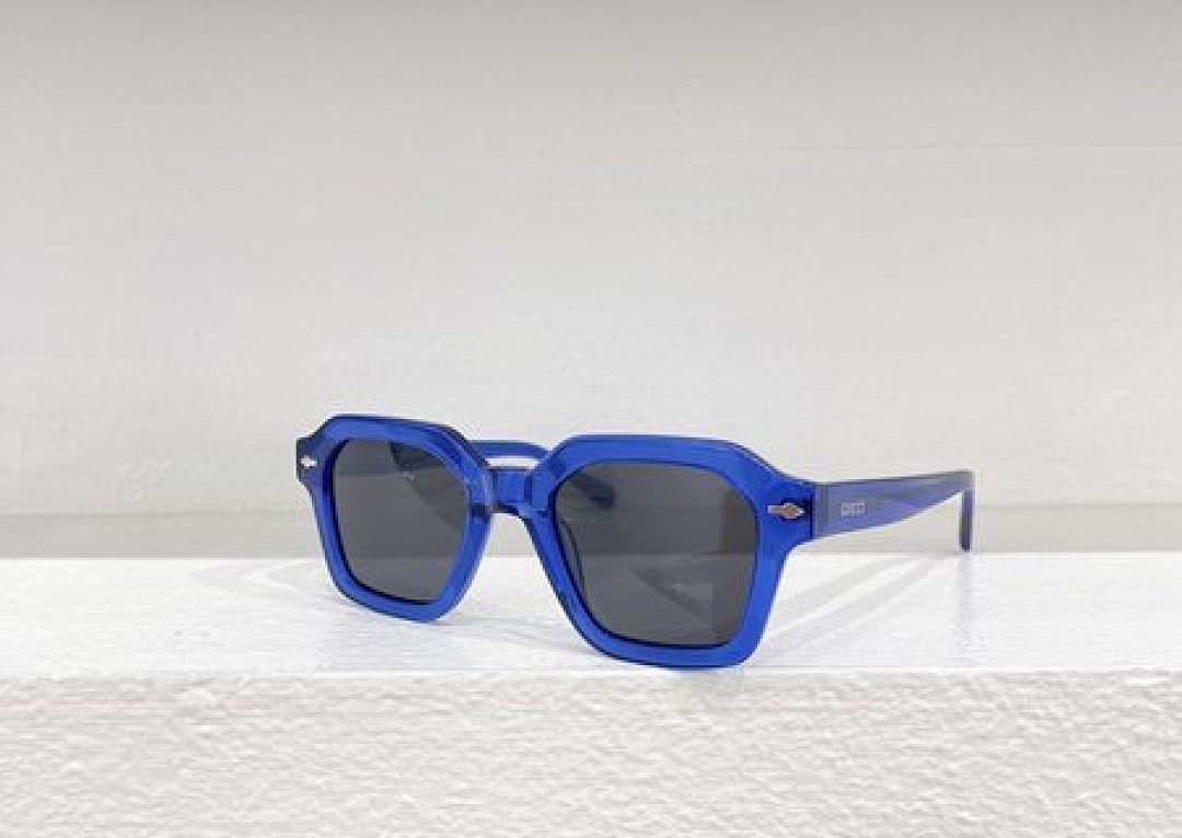 Other GUCCI Sunglasses - Image 38