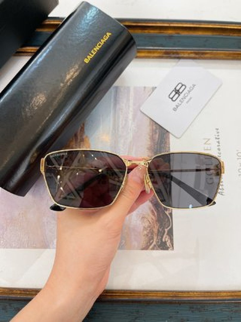Other Balenciaga Sunglasses - Image 20