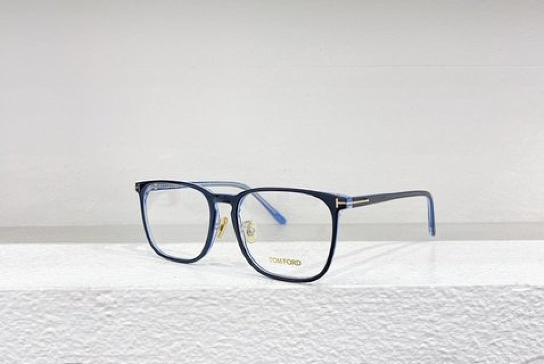 Other TOMTORD Sunglasses - Image 114