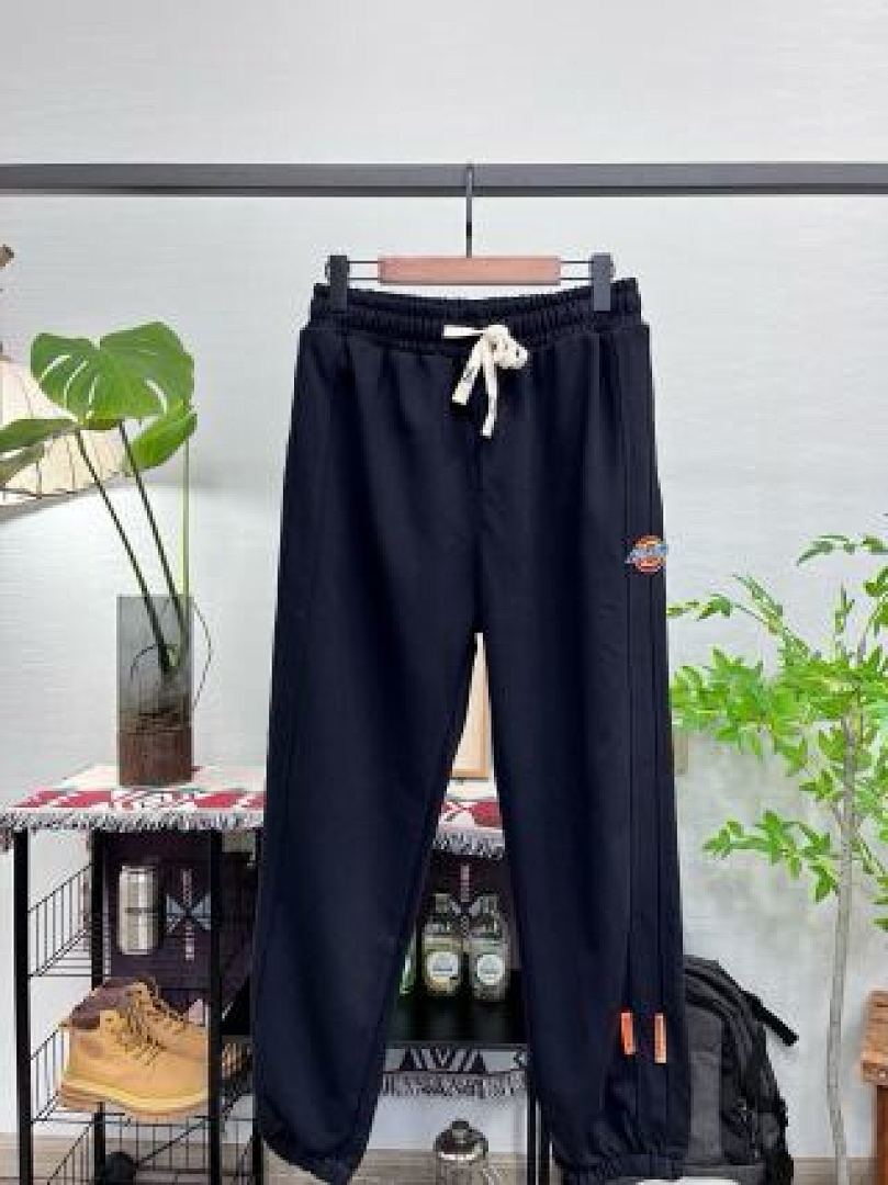 Christian Louboutin Dickies - Image 12