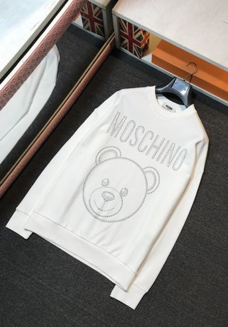 Christian Louboutin Moschino - Image 107
