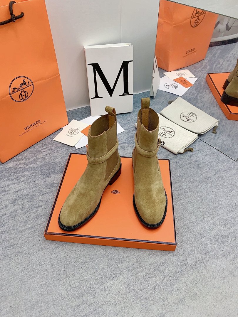 Other Hermes Boots - Image 24