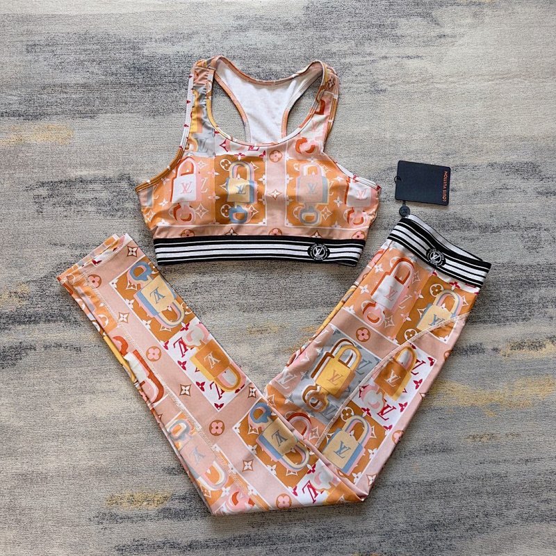 Yoga Wear, photo 1