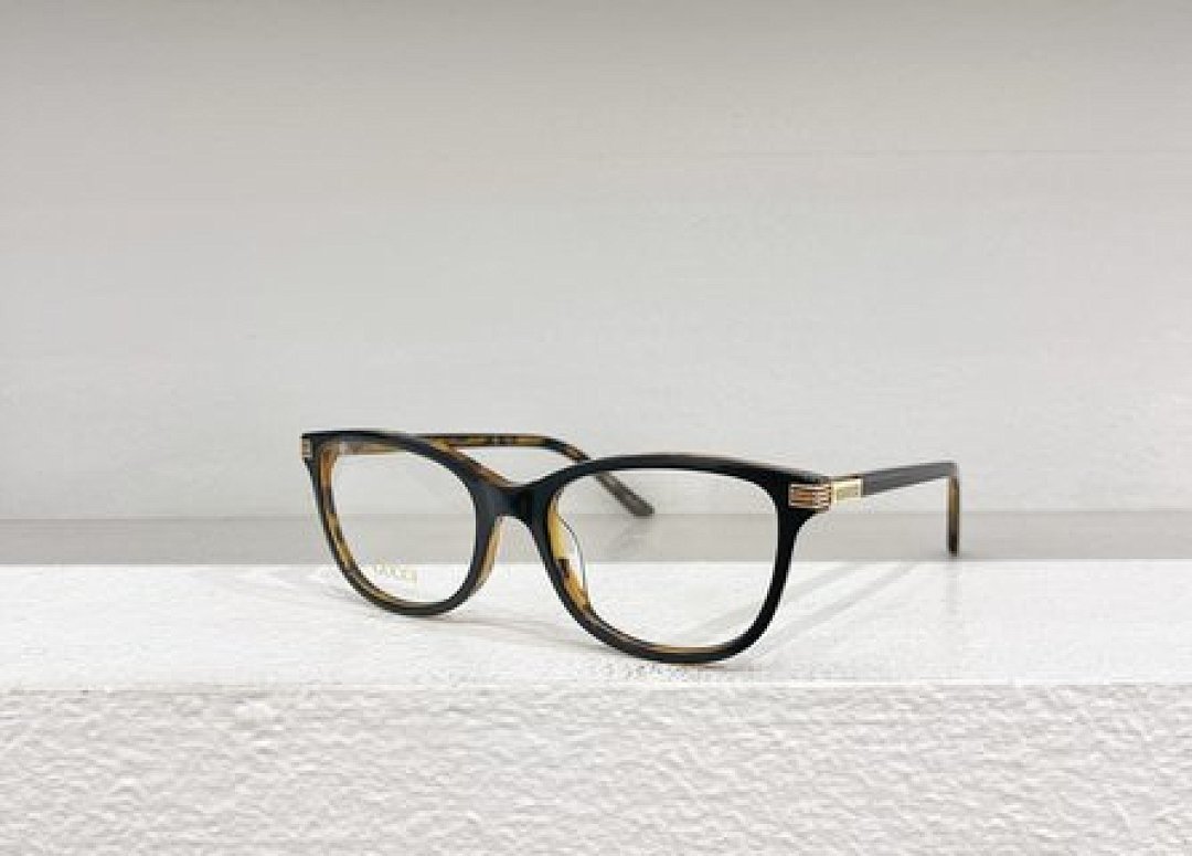Other GUCCI Sunglasses - Image 106
