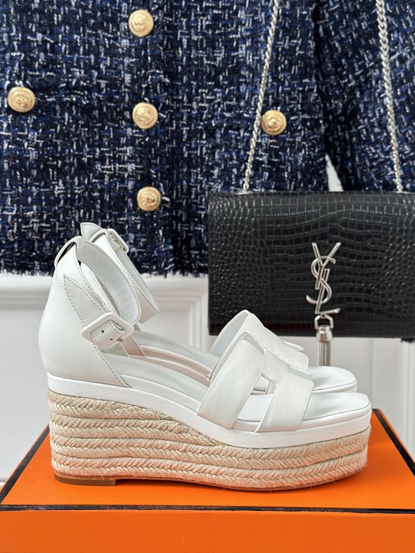Other Hermes Sandals - Image 105