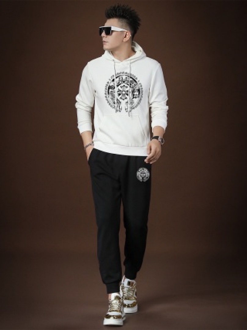 Christian Louboutin Champion - Image 25