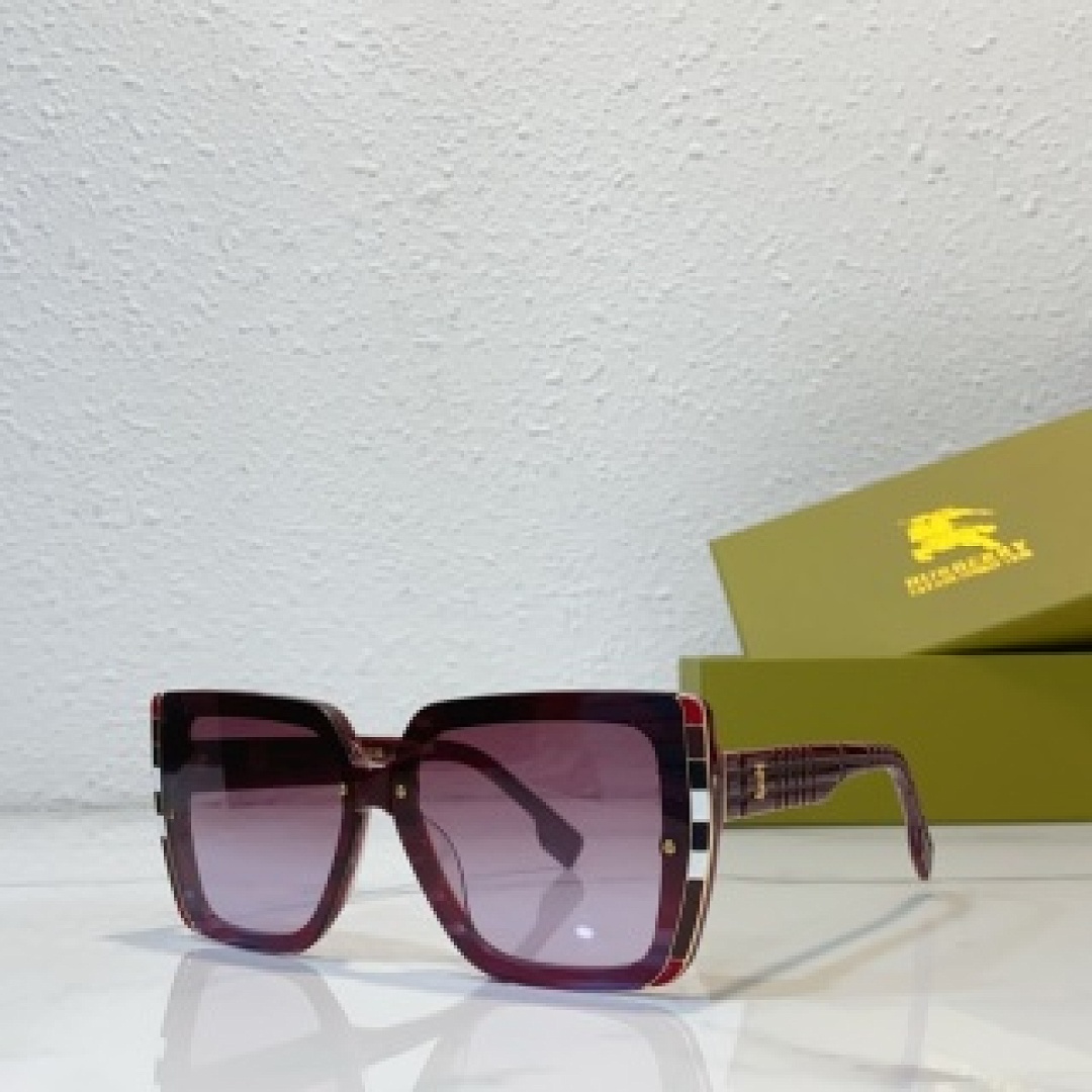 Other BURBERR Sunglasses - Image 28
