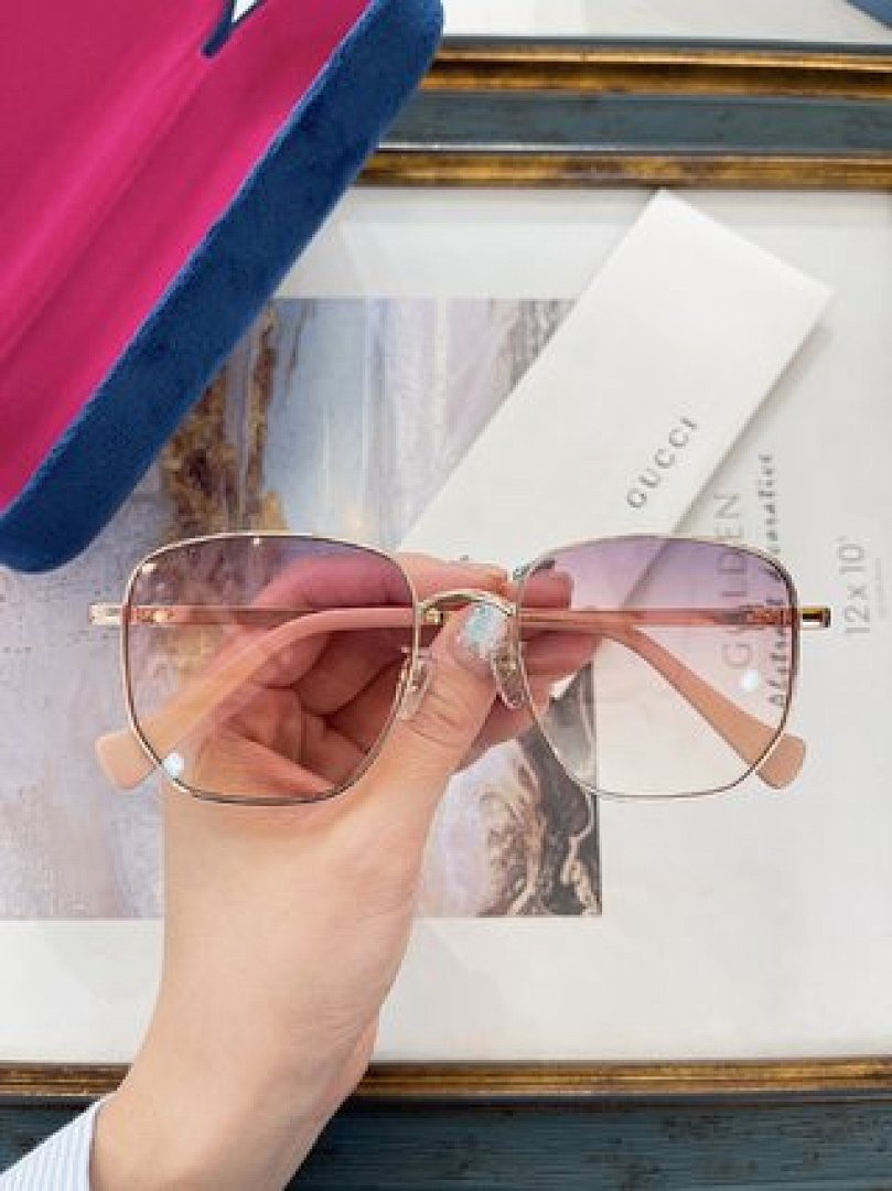 Other GUCCI Sunglasses - Image 97