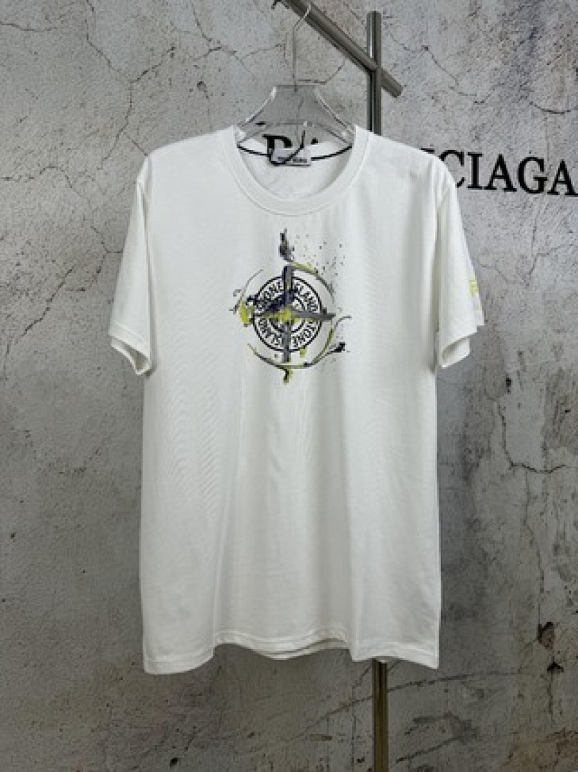 On Running Stone Island - Image 19