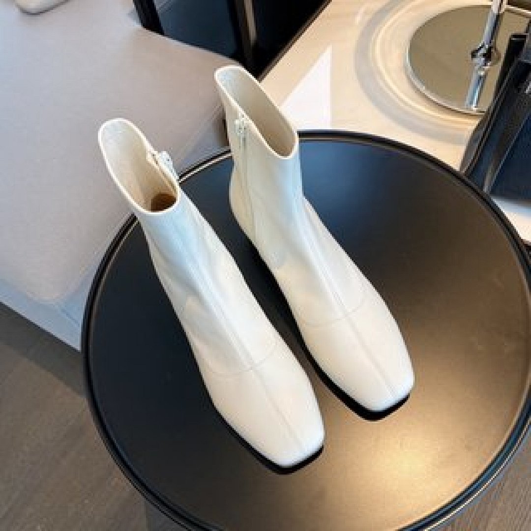 Other By Far - Image 106