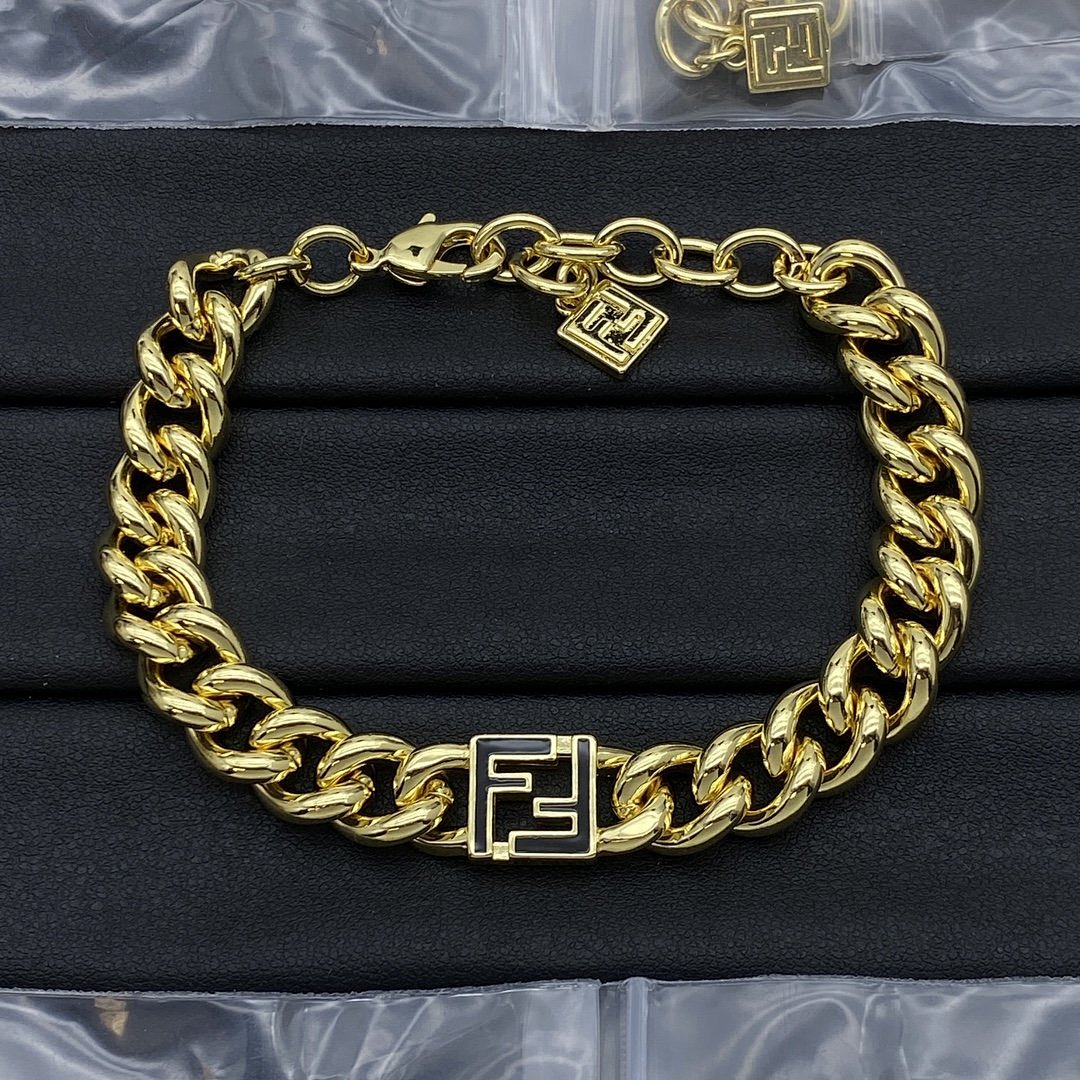 Other Fendi - Image 32