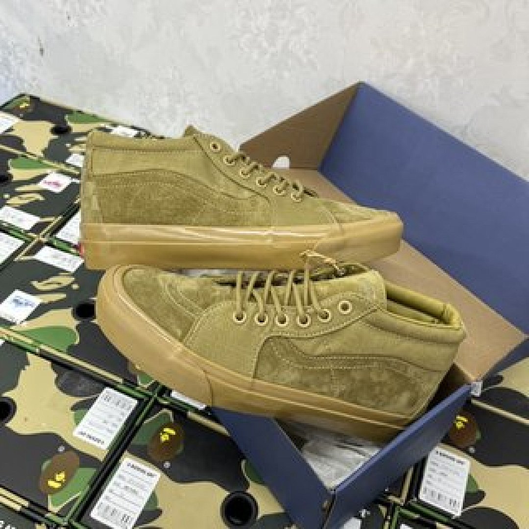 Other Vans - Image 90