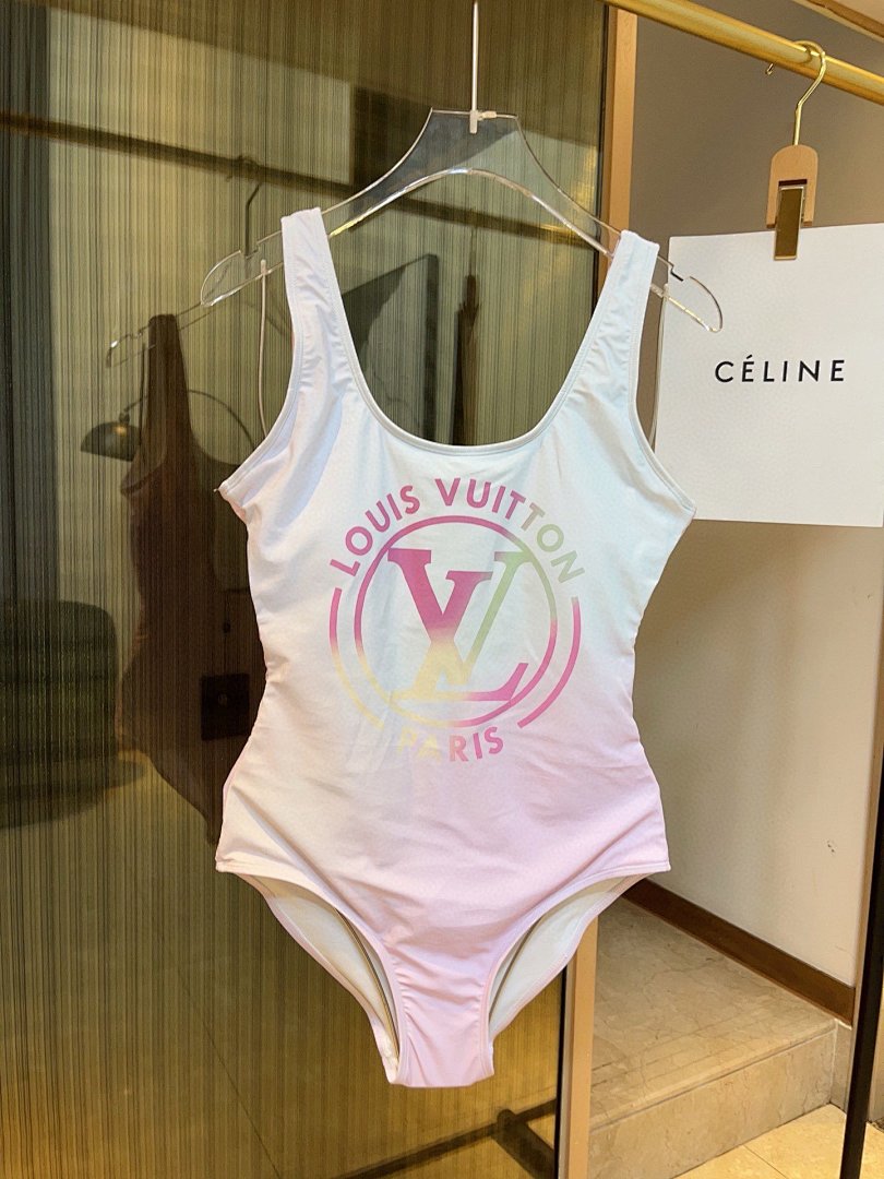 Other Bikini, photo 1