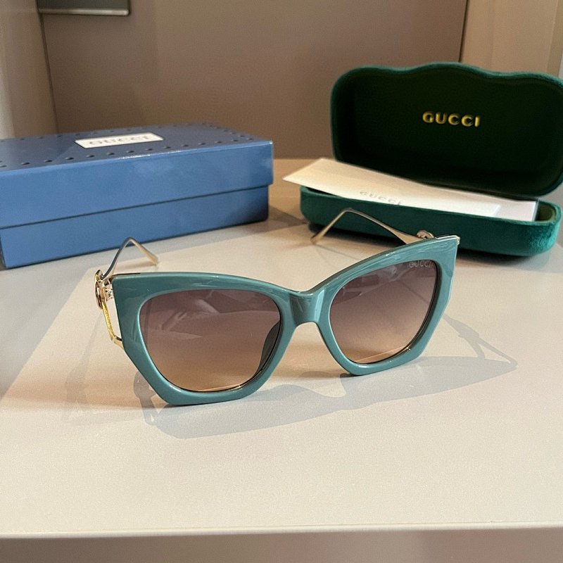 Other Glasses, photo 1