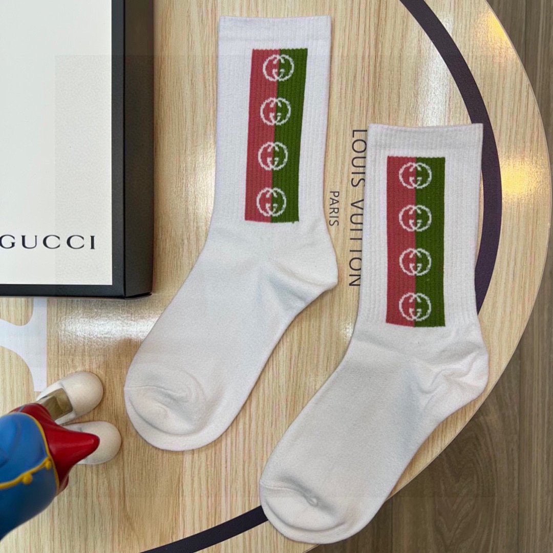 Other Socks, photo 1