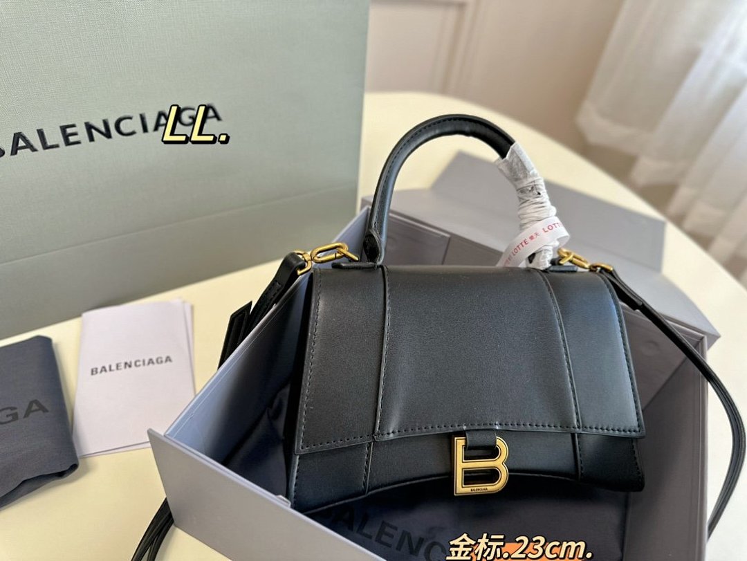 Other Balenciaga - Image 32