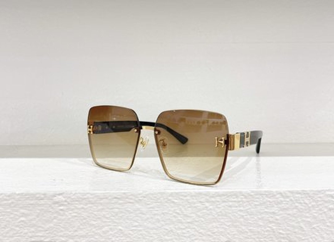 Other HERMES Sunglasses - Image 3