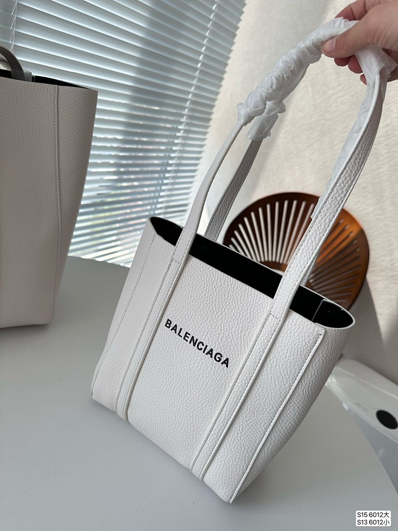 Other Balenciaga - Image 48