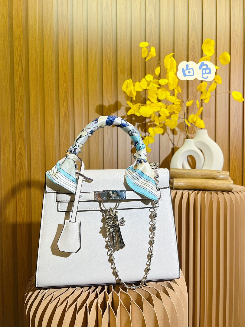 Chanel Chrome Hearts Bag - Image 77