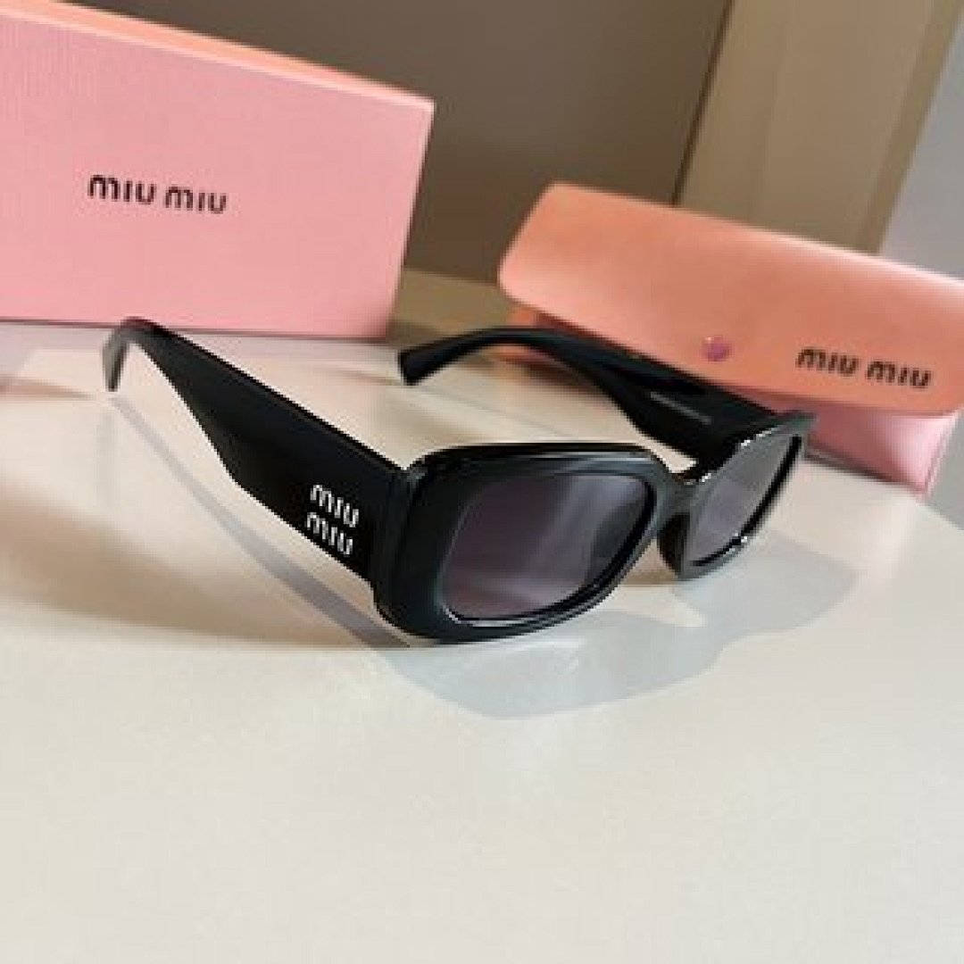 Other Miumiu Sunglasses - Image 11